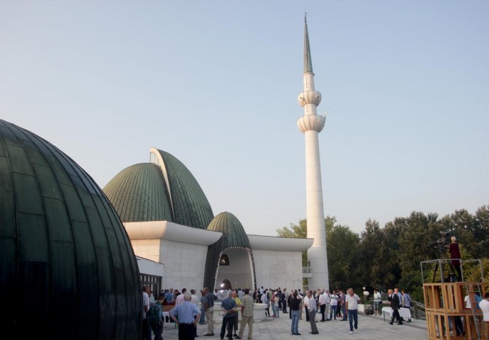 NEVJEROVATNA DJEČIJA ISKRENOST Šta kažu zagrebački osnovci nakon što su prvi put posjetili džamiju: Muslimani su uredni i ljubazni, sram nas je što mi svake nedelje ne idemo na misu!