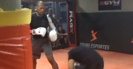 Bombe u rukama: UFC borac nokautirao dvojicu sparing partnera (VIDEO)