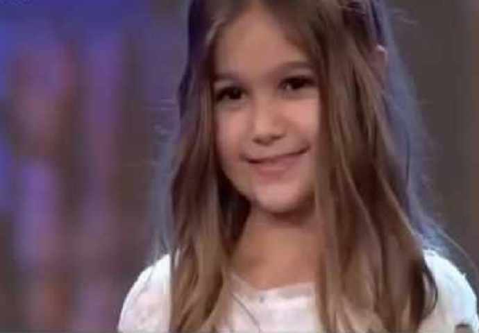 Na prvu ova 8-godišnjakinja se činila stidljivom, a onda je ostavila članove žirija i publiku bez daha (VIDEO)