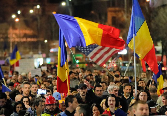 Novi protesti u Bukureštu: Hiljade građana protiv korupcije