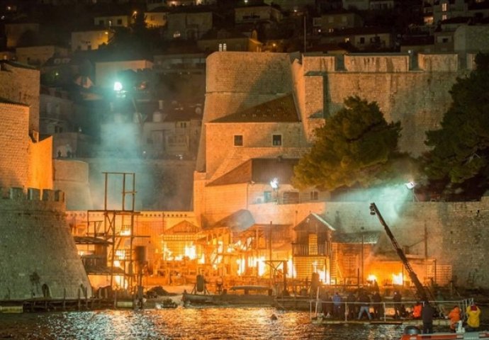 IMPRESIVNO: Zbog snimanja Robina Hooda izgorjelo cijelo selo u Hrvatskoj