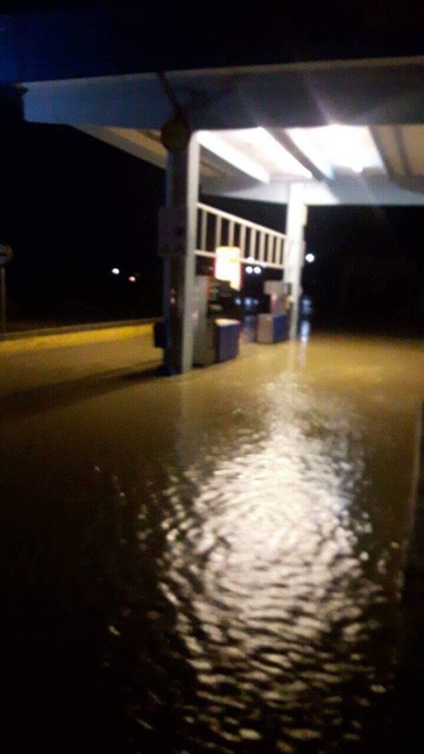 58bf1035-4e54-43a1-9345-61c10a0a0a64-17203838-10209000261267046-52418254-n