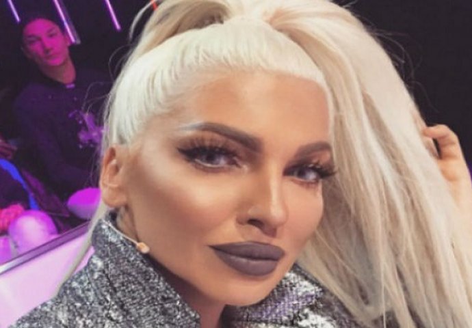 Ovako se Jelena Karleuša obračunava sa paparacima (VIDEO)