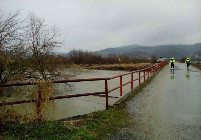 Drama zbog poplava u BiH - SOLAK ZA NOVI.BA: RS je tražila našu pomoć, dječak se izgubio kod Lopara i krećemo u potragu za njim, ponijeli smo i dronove!