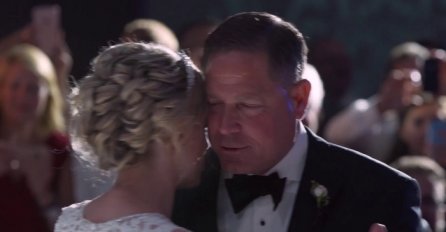 Otac i kćerka plešu na vjenčanju uz pratnju njenog omiljenog pjevača (VIDEO)