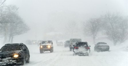 OPASNI VAL HLADNOĆE: Prema istoku SAD-a stiže najgora snježna oluja u povijesti!