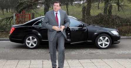 Otkrivamo - VOŽD IZ LAKTAŠA TROŠI BOSANSKI NOVAC Samo za pranje skupocjenog voznog parka Dodik će potrošiti više nego ČETVEROČLANA porodica za CIJELU GODINU!