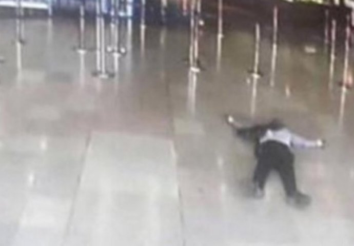 OBJAVLJENA SLIKA TERORISTE IZ PARIZA: Ovo je napadač na aerodrom Orly! (UZNEMIRUJUĆI VIDEO)