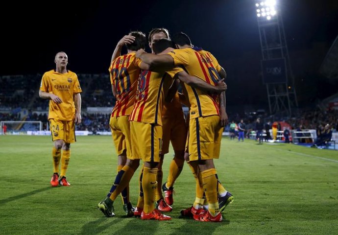 Dvije velike promjene: Pogledajte kako izgleda novi Barcin dres!