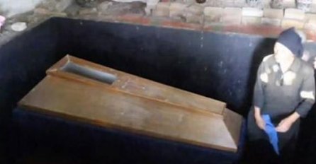 MORBIDNO: Majka balzamirala mrtvog sina votkom i držala ga u podrumu 22 godine (VIDEO)