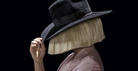 Već godinama skriva lice: Sia napokon pokazala kako izgleda ispod perike