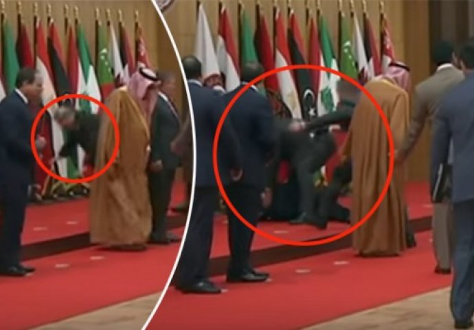Baš nezgodan pad: Predsjednik razbio glavu o pod (VIDEO)