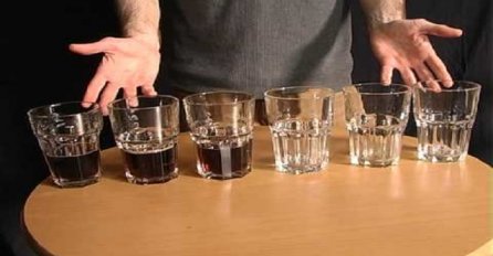 Stavio je šest čaša na stol i uradio trik koji vam može donijetu mnogo novca (VIDEO)