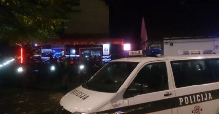 ZENICA: Pijani vozač Ford Fieste bježao od policije pa udario u betonski zid