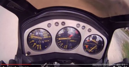 Novi video iz BiH - IGRANJE SA ŽIVOTOM: Seoskim putem na Hondi vozio 150 km na sat!