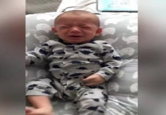 Nije mogao smiriti svoju 3-mjesečnu bebu: Kada joj je dao majčinu majicu, reakcija ga je iznenadila (VIDEO)