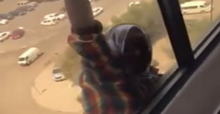 Gazdarica snimala sluškinju telefonom kako pada sa sedmog sprata (VIDEO)