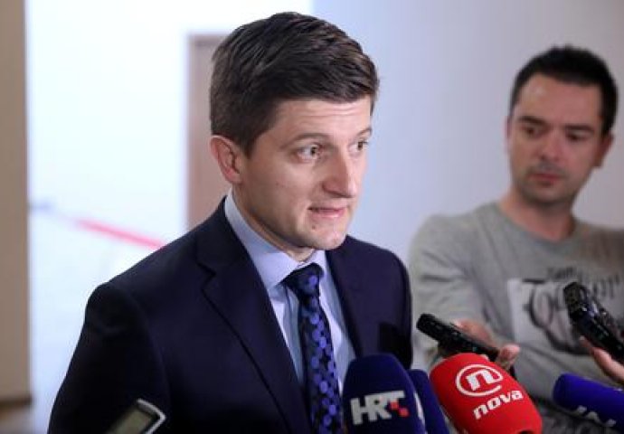 MINISTAR FINANSIJA HRVATSKE ZDRAVKO MARIĆ: Nisam kriv za probleme u Agrokoru, ne dajem ostavku!