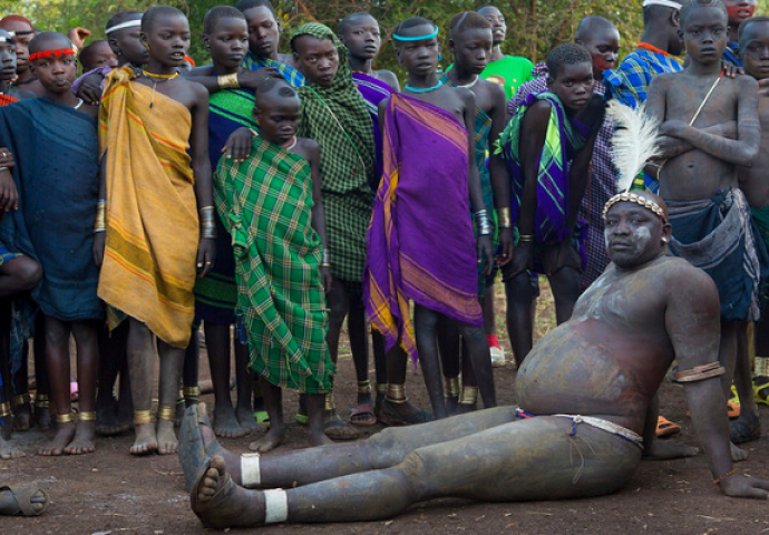 Pola godine piju krv i mlijeko životinja: U ovom plemenu muškarci su najpoželjniji ako su najdeblji (FOTO)