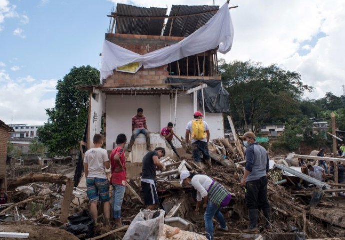 ŠTA SE DOGAĐA S VREMENOM - Stotine mrtvih u Kolumbiji: ZA JEDAN DAN PALO kiše kao za mjesec dana!
