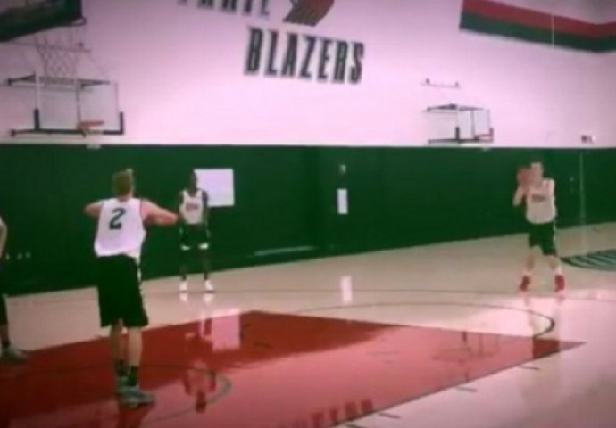 Zvezdin talenat očarao NBA skaute u Portlandu: Pogledajte Simanićevu nestvarnu seriju trojki (VIDEO)