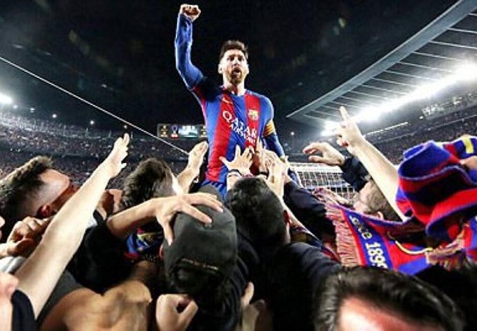Nije poštar, Leo je: Messi mu zbog ove fotografije došao na vrata  (VIDEO)