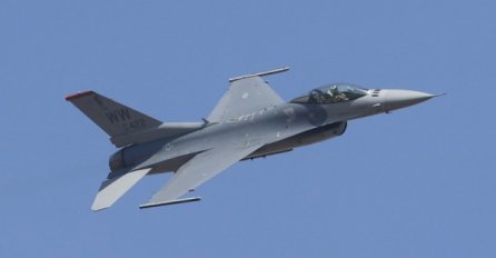 TRAGEDIJA: Srušio se američki borbeni avion F-16 kod Washingtona! (FOTO)