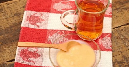 STARI PORODIČNI RECEPT:  Napravite sirup protiv alergijskog kašlja!