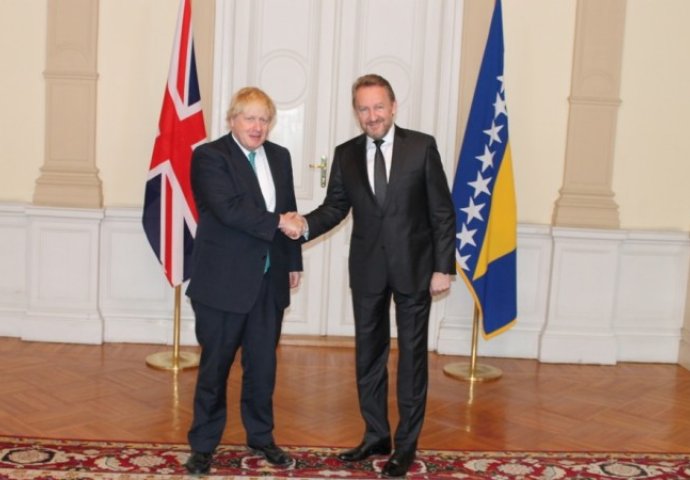 IZETBEGOVIĆ I JOHNSON: BiH opredijeljena za borbu protiv terorizma