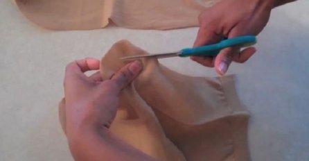 Makazama je isjekla svoje stare čarape: Kada vidite zašto, htjeti ćete napraviti isto (VIDEO)