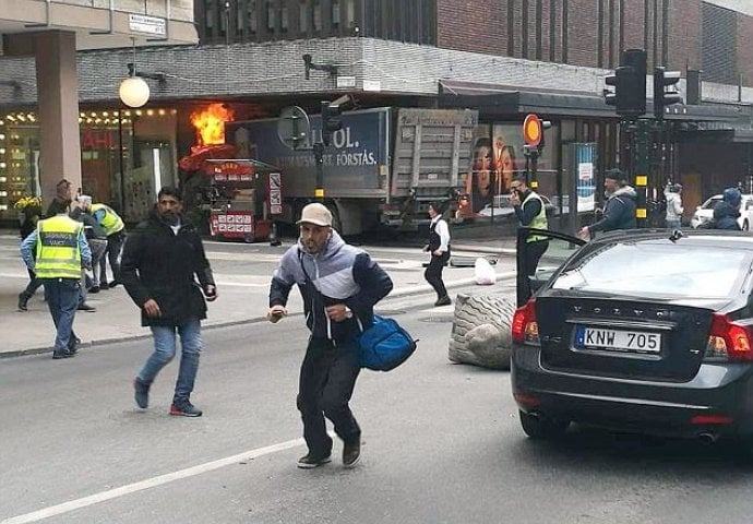 Kada obični ljudi čine nevjerovatne stvari - JESTE LI ČULI KO JE HEROJ IZ STOKHOLMA: Ovo je njegova priča!