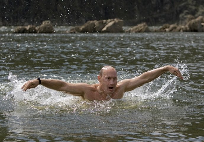 SVE PUTINOVE LJUBAVI: Fatalni zavodnik po svoje sunarodnice, a sa jednom je snimio i pornić! (FOTO + VIDEO)