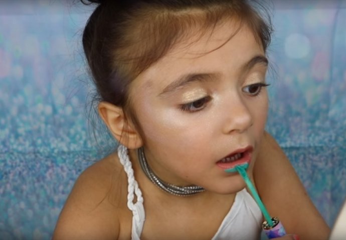 Ova petogodišnja djevojčica šminka se bolje od vas!