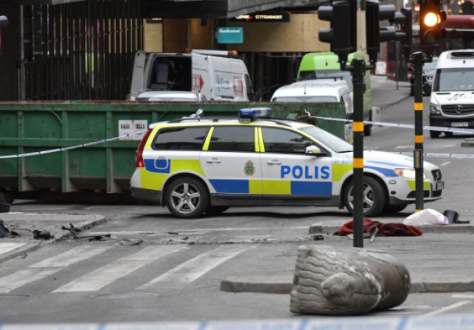  Švedski sud imenovao osumnjičenog za napad kamionom
