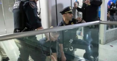 Zaustavljen voz sa1.200 putnika u New Yorku: Policija čovjeka obuzdavala šok-pištoljima, a onda je nastao stampedo