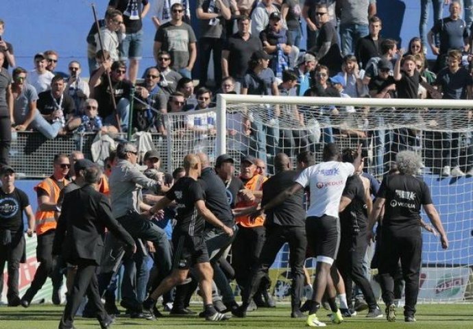 Otkazan meč između Bastije i Lyona zbog napada domaćih huligana