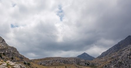 VREMENSKA PROGNOZA: U BiH oblačno s kišom, tokom dana na planinama snijeg i susnježica