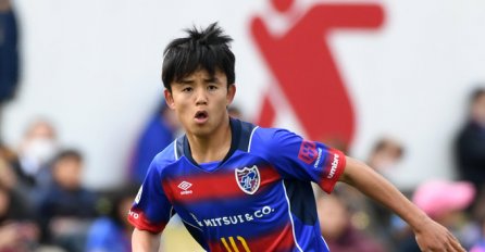 INTERNET SENZACIJA: Nevjerovatan gol 15-godišnjeg “japanskog Messija” (VIDEO)