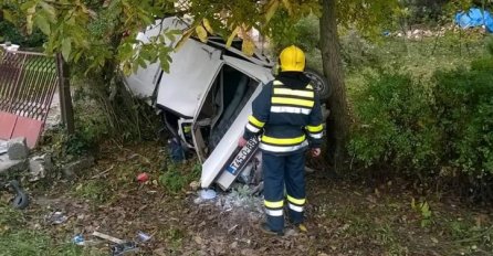 STRAVIČNA NESREĆA: Mladić  kamionom udario u AUTOBUS, pa poginuo!