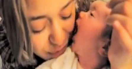 Neodoljiva bliskost majke i bebe, natjerat će vas da se istopite od osjećaja nježnosti (VIDEO)