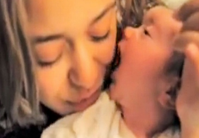 Neodoljiva bliskost majke i bebe, natjerat će vas da se istopite od osjećaja nježnosti (VIDEO)