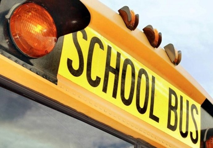 PREVELIKA BRZINA: Najmanje 26 srednjoškolaca povrijeđeno u autobuskoj nesreći
