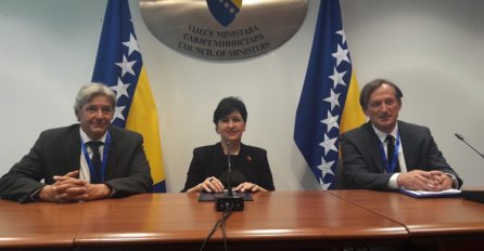 DOBRA VIJEST ZA DIJASPORU: Bh. iseljenici  bit će oslobođeni plaćanja značajnog broja taksi