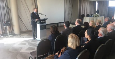 BAKIR IZETBEGOVIĆ: Gotovo čitav 20. vijek Bošnjake prati stigma negiranja njihovog identiteta i bosanskog jezika