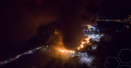 POČEO UVIĐAJ: Istražni organi na mjestu izgorjelog tržnog centra "Bingo"