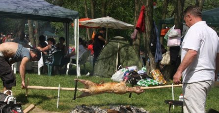 KAKVO NAS VRIJEME OČEKUJE: Hoće li se sutra moći roštiljati na otvorenom?