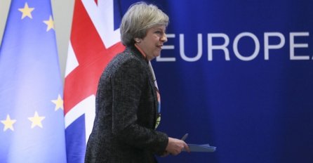 U SJENI PREGOVORA O BREXITU: Britanci izlaze na lokalne izbore