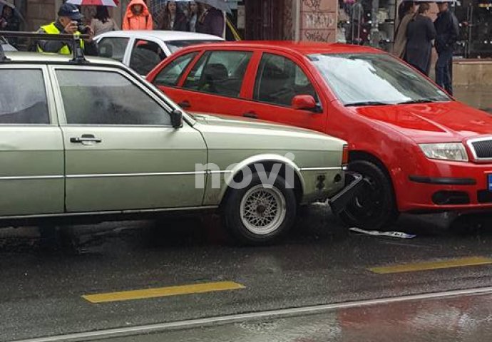 SAOBRAĆAJNA NESREĆA U CENTRU SARAJEVA