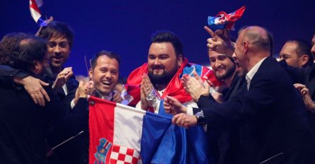 Nastup koji je izazvao bujicu podijeljenih reakcija: Jacques Houdek izborio finale Eurosonga