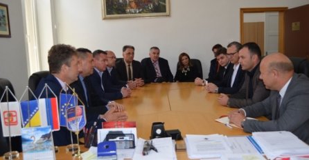 Vlada TK-a spremna učestvovati u realizaciji nekoliko projekata u Srebrenici